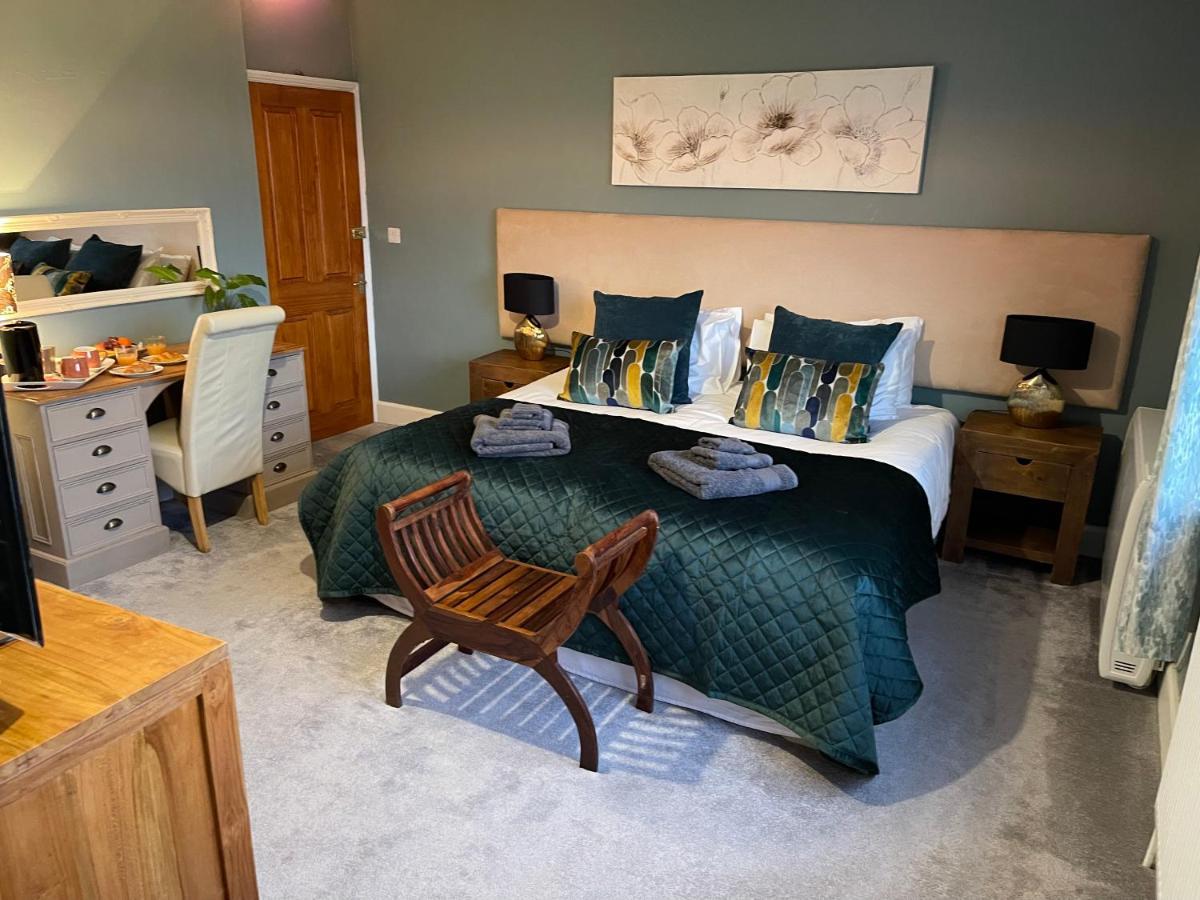 New Wiggle Farmhouse Millbrook Екстериор снимка